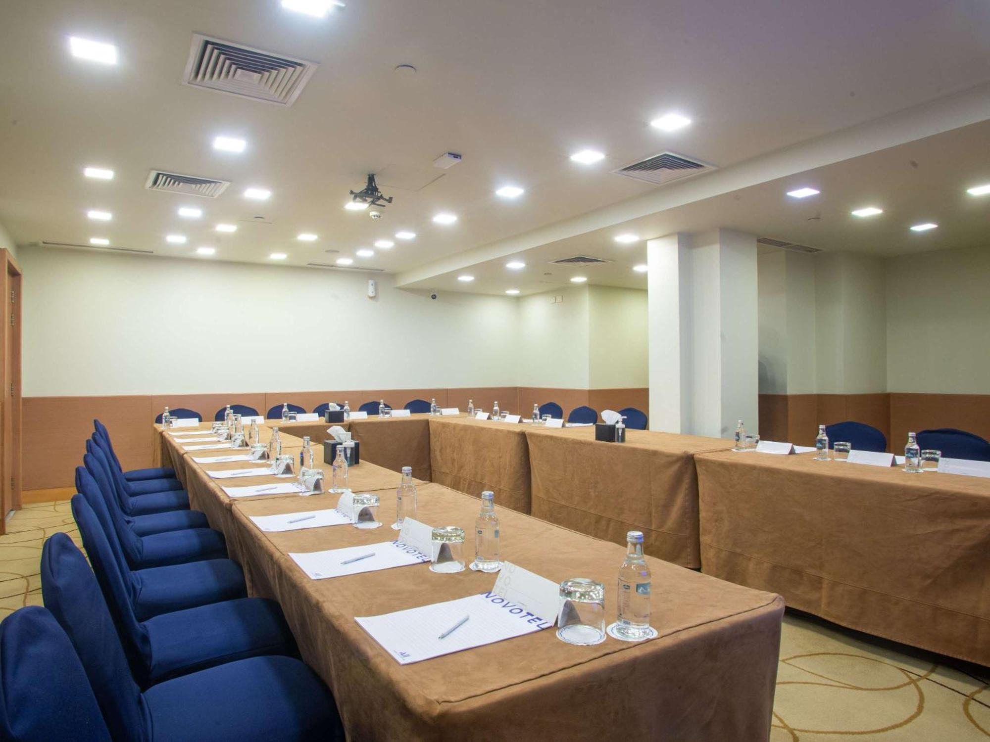 Novotel Cairo El Borg Екстериор снимка