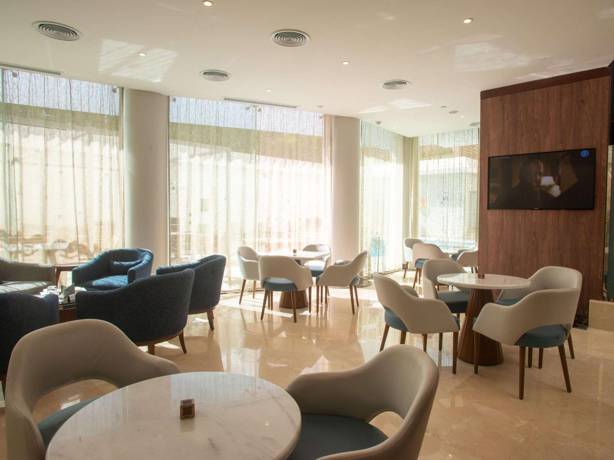 Novotel Cairo El Borg Екстериор снимка