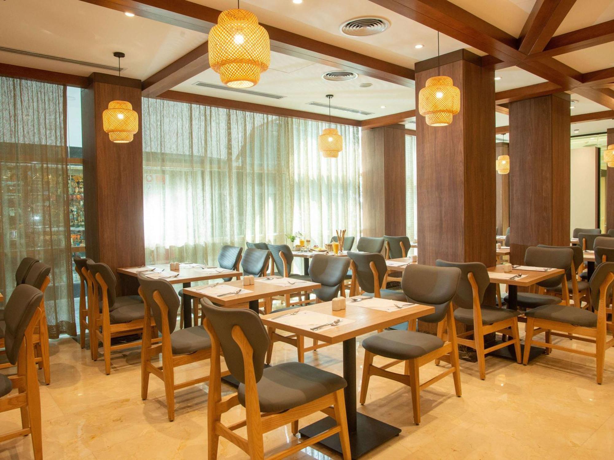 Novotel Cairo El Borg Екстериор снимка